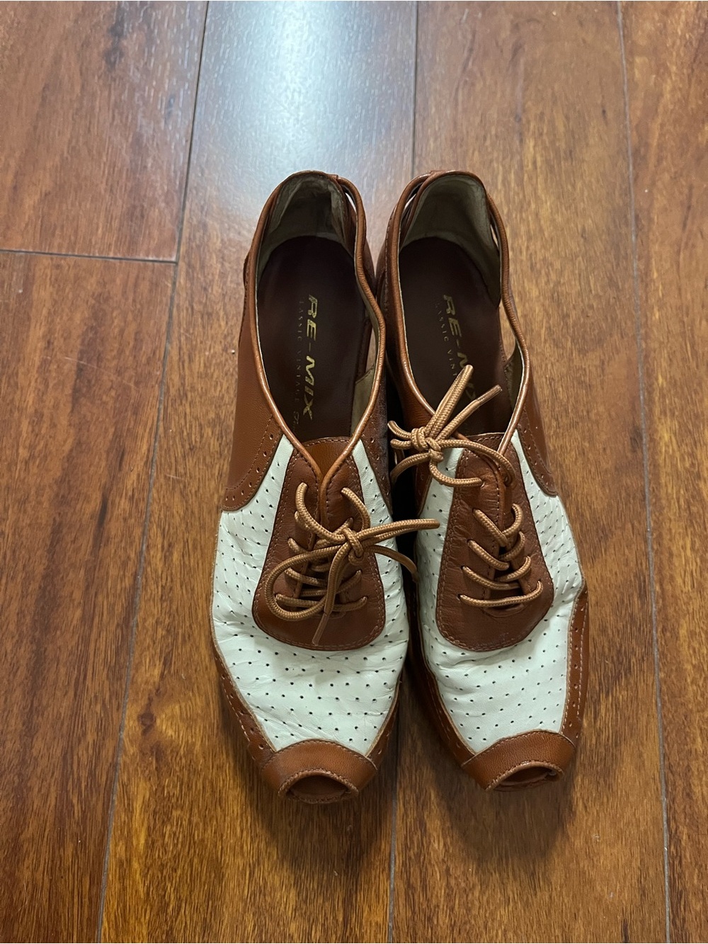 RE•MIX Two-Tone Brown and White Lace-Up Women's Loafers